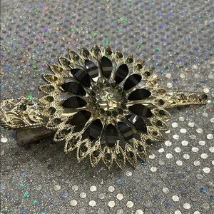 Vintage Elegant Black and Gold Hair Accessory